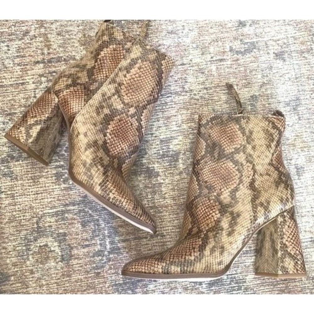 Snake Print Circus by Sam Edelman Women's Pascha Ankle‎ Boot SZ 8.5 - Picture 2 of 9